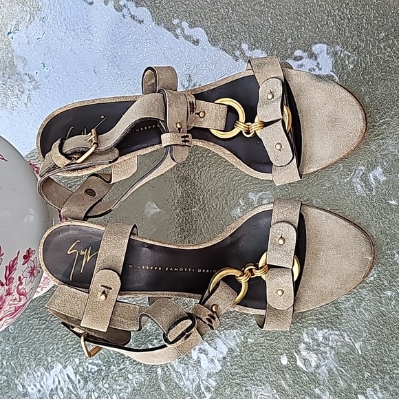 Giuseppe Zanotti Design Wedge sandals - Picture 1 of 6